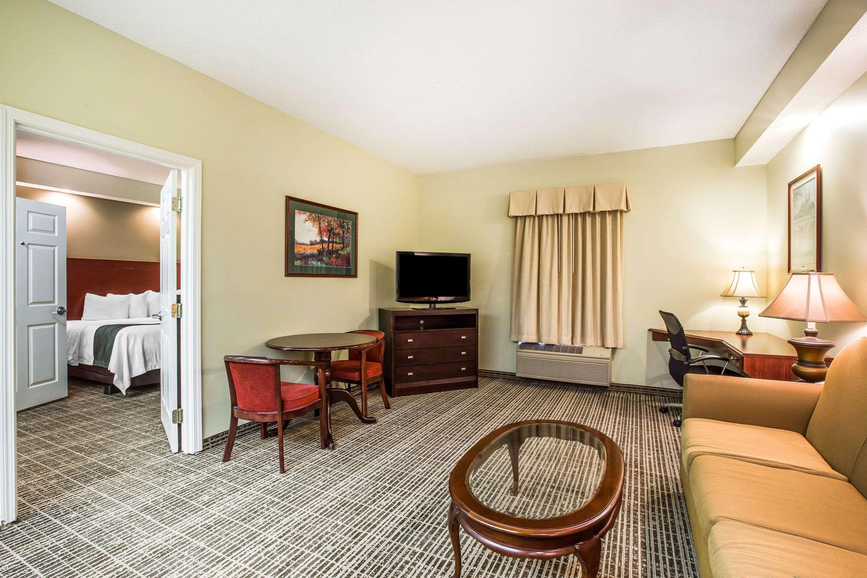 Quality Inn Newnan - Atlanta South Екстер'єр фото