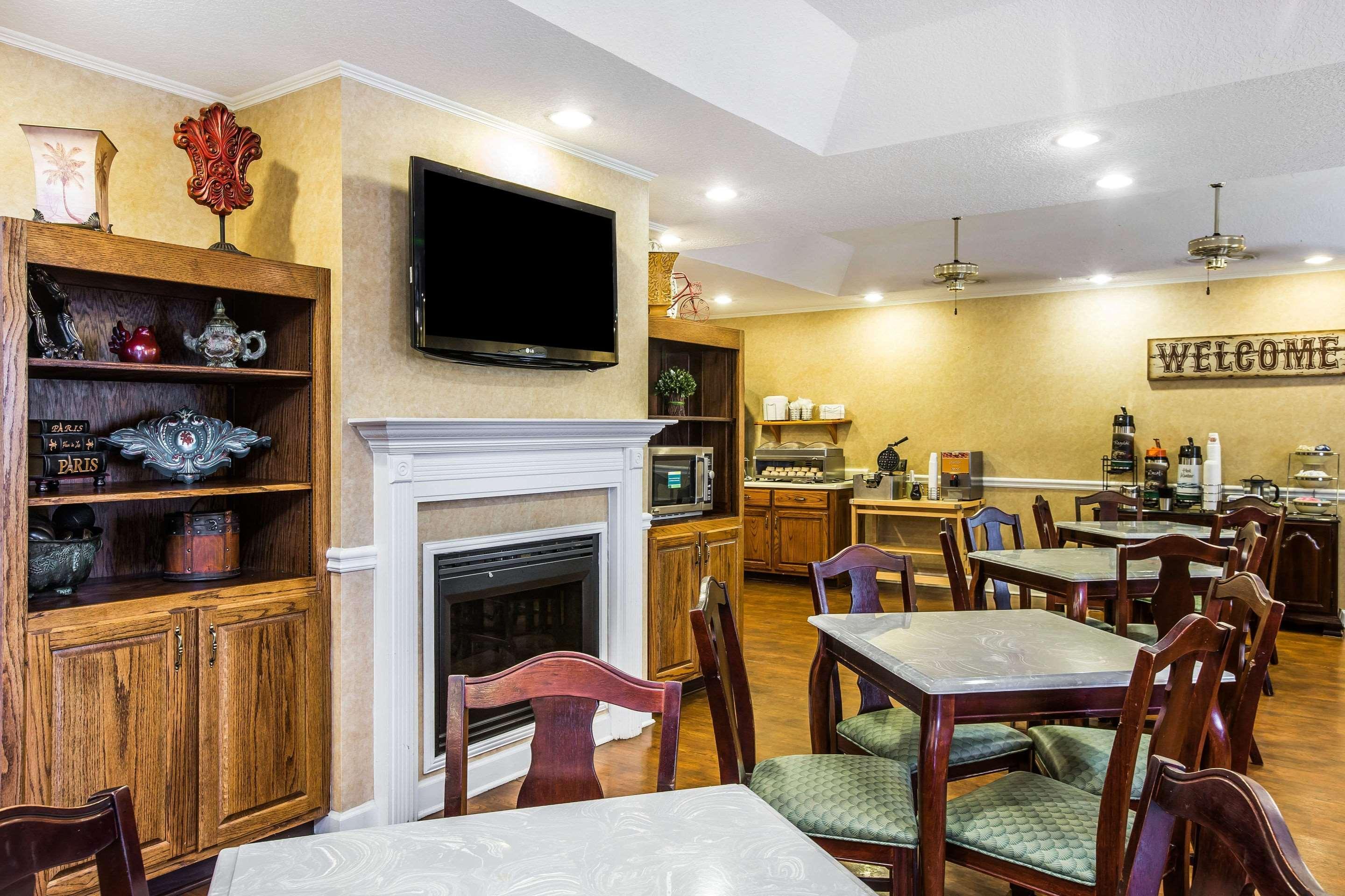 Quality Inn Newnan - Atlanta South Екстер'єр фото