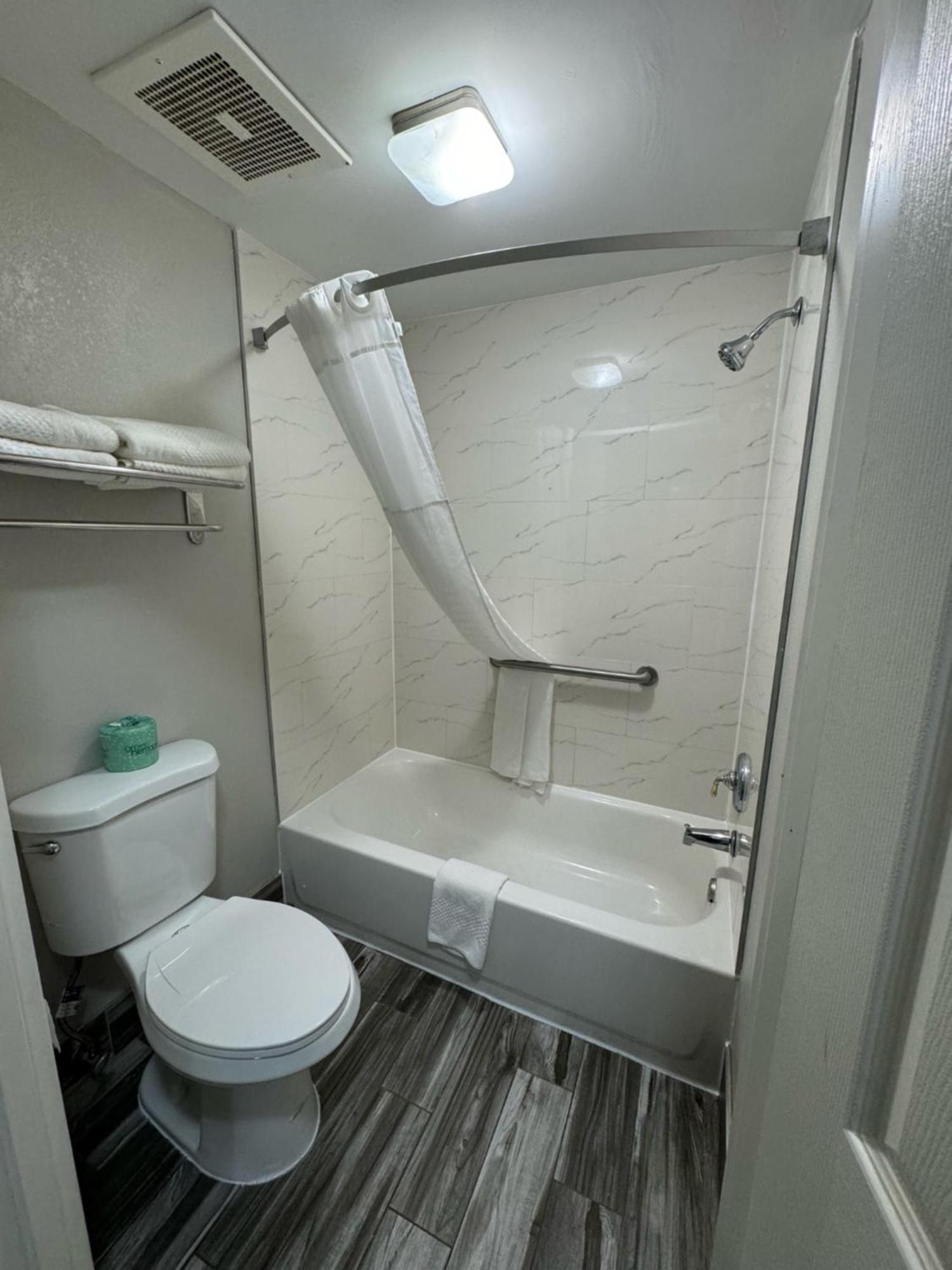 Quality Inn Newnan - Atlanta South Екстер'єр фото